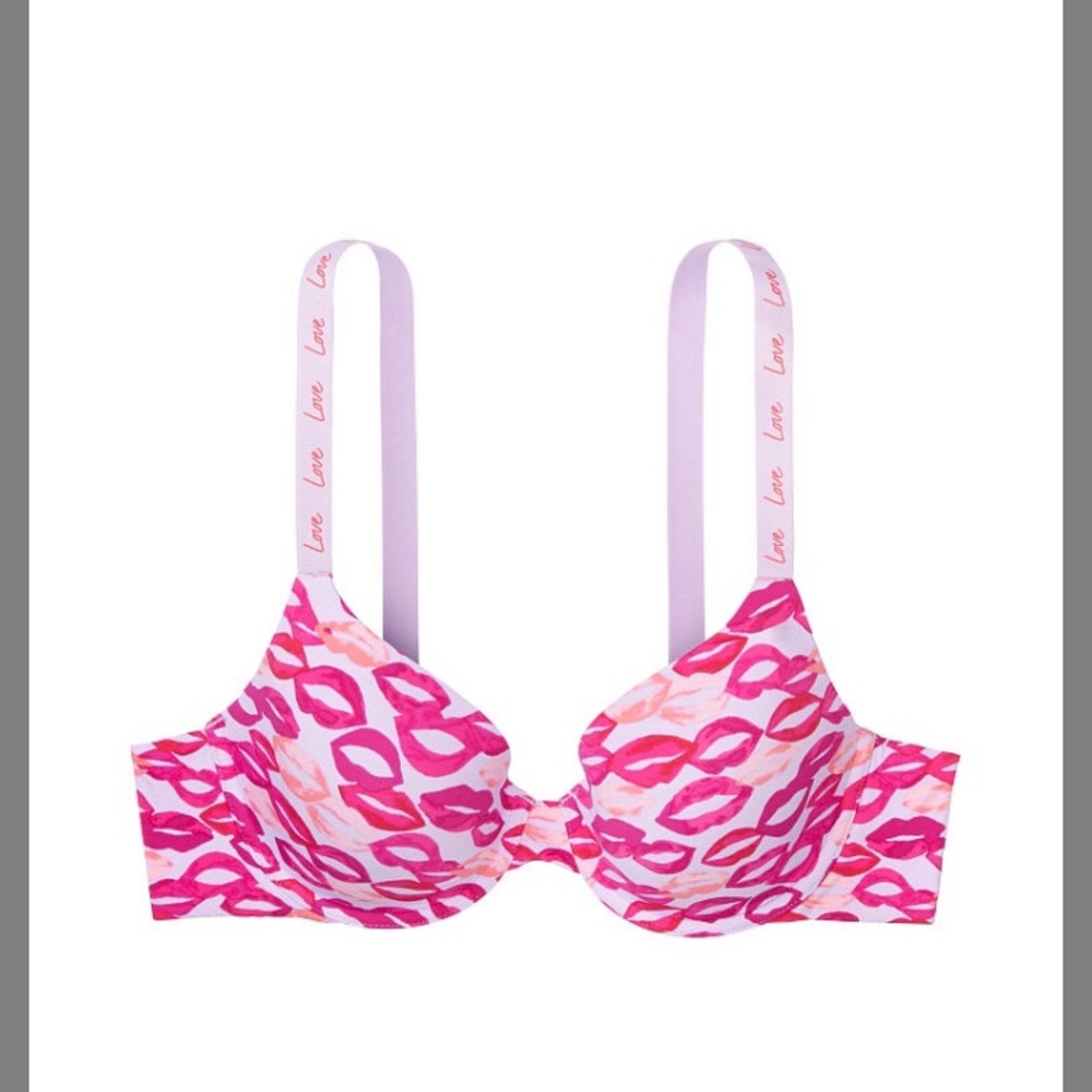 NWT Victoria's Secret Tshirt Bra 32DD
